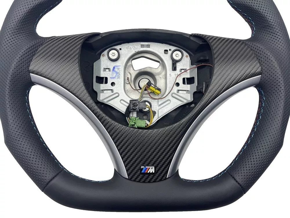 Tuning Steering Wheel Leather Steering Wheel BMW E81 E82 E87 E90 E91 E92 E93 Multifunction