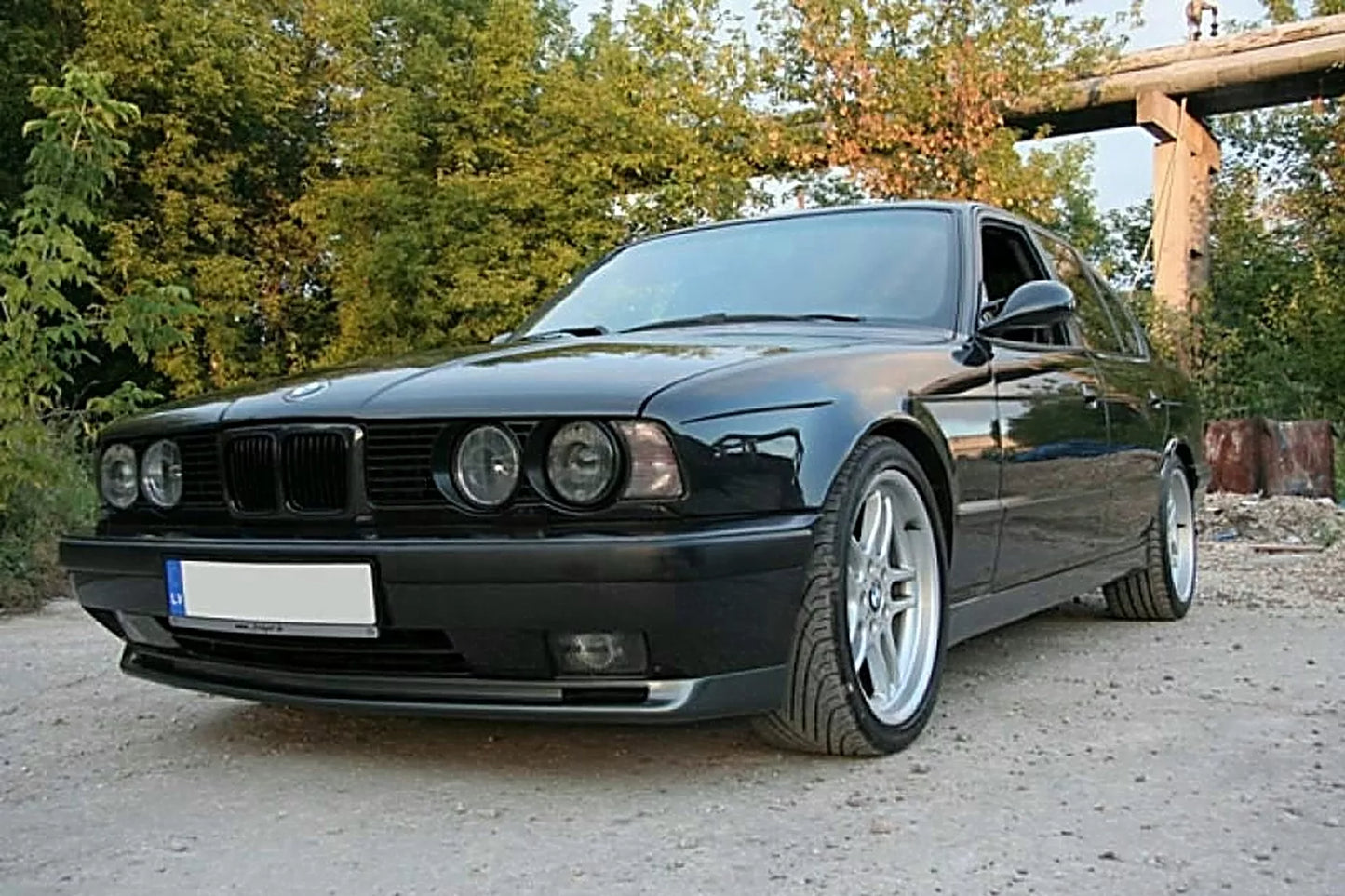 Etupuskuri BMW 5-sarja E34 1987-1995 M5 Design Sedan Touring