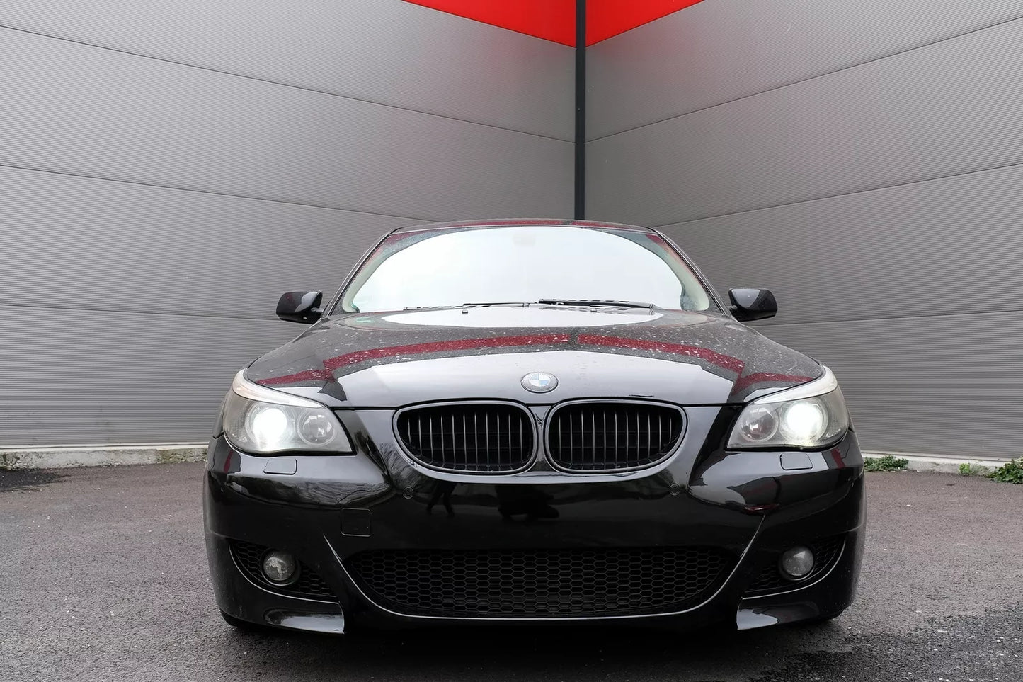 Esistange BMW 5. seeria E60/E61 2003-2010 M5 Disain SRA